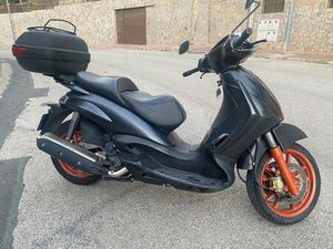 PIAGGIO - BEVERLY 500