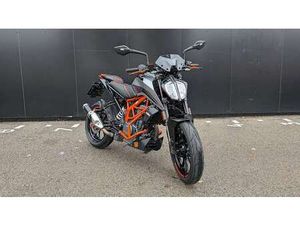 390 DUKE VIEL ZUBEHÃR, SEHR GEPFLEGT, GARANTIE!