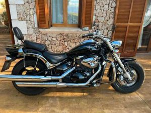 SUZUKI - INTRUDER C800