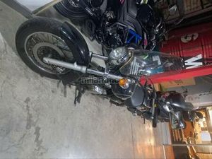 SUZUKI - MARAUDER 250