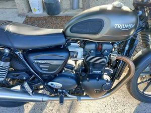 TRIUMPH - STREET TWIN 900 CC