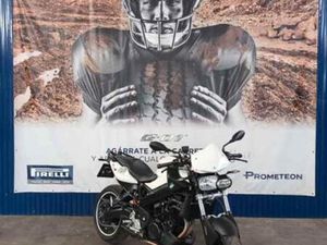 BMW - F 800R BLACK&WHITE