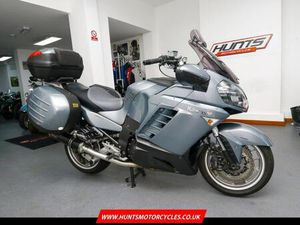 2011, '11 KAWASAKI GTR1400. HEATED GRIPS, PANNIERS, TOP BOX. SUPERB VALUE £4,995