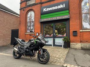 2025 KAWASAKI VERSYS 1100 EX DEMO ADVENTURE TOURING MOTORCYCLE - ONLY 596 MILES