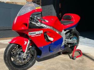 SUZUKI - SRAD 600 DE CIRCUITO