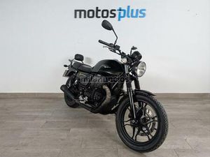 MOTO GUZZI - V7 III