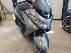 SUZUKI BURGMAN 200I