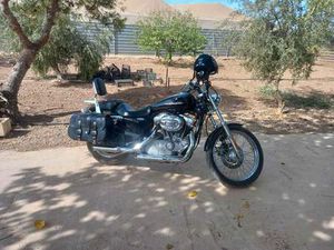 HARLEY DAVIDSON - SPORTER 883