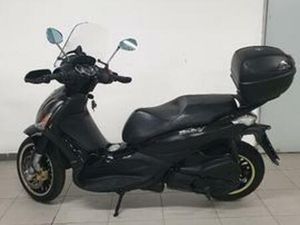 PIAGGIO BEVERLY 300 I.E. SCOOTER