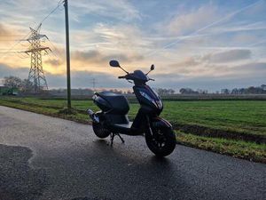 PEUGEOT KISBEE ROLLER