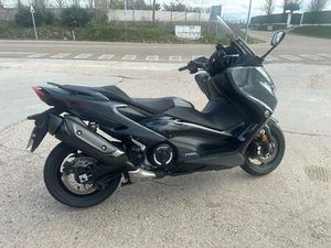 YAMAHA - TMAX TECH MAX 560