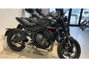 VENDO TRIUMPH TRIDENT 660 (2025) USATA A ANCONA (CODICE 9893086) - MOTO.IT