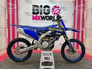 YAMAHA YZF 250 2025 - ONLY 9 HOURS - REVALVED SUSPENSION & NEW PLASTICS & TYRE