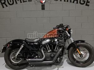 HARLEY DAVIDSON - SPORTSTER FORTY-EIGHT
