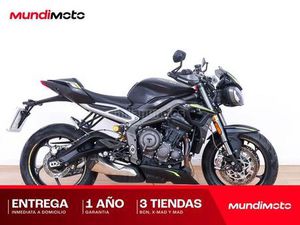 TRIUMPH - STREET TRIPLE