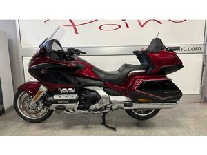 VENDO HONDA GL 1800 GOLD WING TOUR DTC (2018 - 20) USATA A ARCORE (CODICE 9892948) - MOTO.