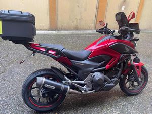 VENDO HONDA NC 750 X DCT ABS (2014 - 15) USATA A BAREGGIO (CODICE 9892970) - MOTO.IT