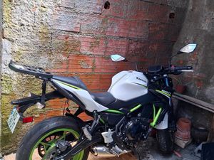 KAWASAKI Z650 ANO 2022 650 CC