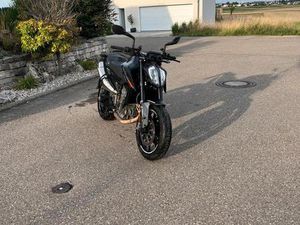 KTM 890 DUKE