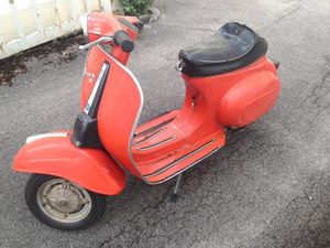 VESPA V50 SPECIAL ERSTE SERIE OLACK 1ER HAND