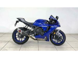 VENDO YAMAHA YZF R1 (2020 - 25) USATA A MODENA (CODICE 9892964) - MOTO.IT