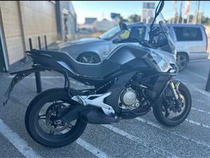 CFMOTO MT650 EXCELENTE ESTADO BARREIRO E LAVRADIO