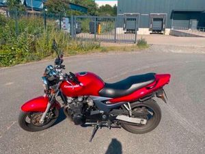 KAWASAKI ZR7 / ZR750F TÜV NEU ORIGINALZUSTAND