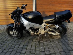 SPRZEDAM MOTOCYKL YAMAHA YZF 750 SPROWADZONY Z NIEMIEC CHMIELNIK
