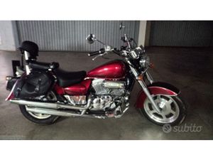 HYOSUNG AQUILA 250 CC