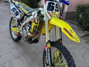 SUZUKI VALENTI RM-Z 450