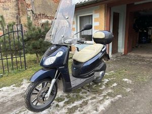 PIAGGIO CARNABY 125 GOGOLÓW