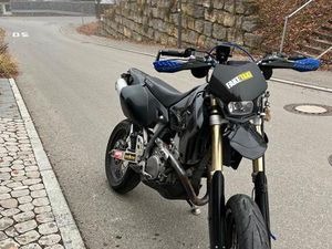 SUZUKI DRZ 400