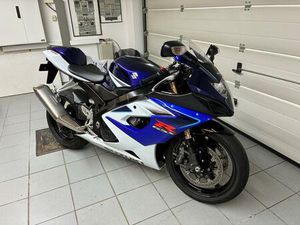 SUZUKI GSX-R 1000 K6