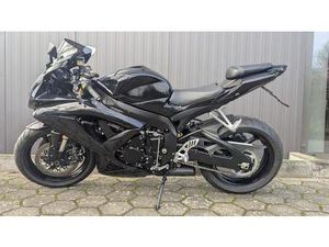 SUZUKI GSX-R600 K8