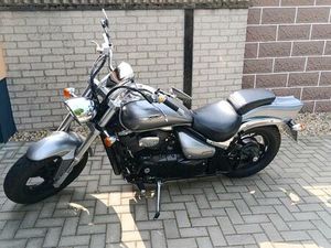 SUZUKI INTRUDER