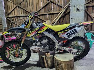 SPRZEDAM CROSS SUZUKI RMZ 250 ZABLOTNIA
