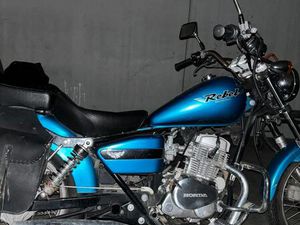 HONDA REBEL 125