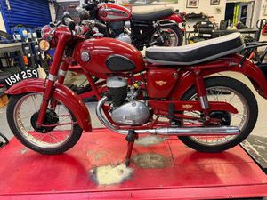 JAMES CAPTAIN 197 CC