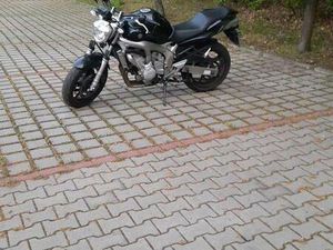 YAMAHA FZ6 FAZER