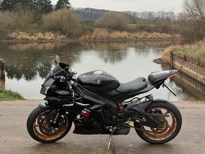 YAMAHA R6 RJ11 GUTES ZUSTAND + EXTRA