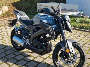 YAMAHA MT 125