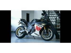 YAMAHA R1 RN22 2010 - 21.000KM - LEOVINCE AUSPUFF