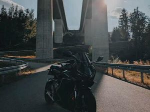 HONDA CBR650R/QUICKSHIFTER/ EVTL TAUSCH SIEHE BESCHREIBUNG