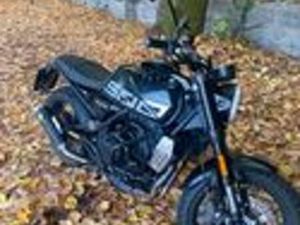 BRIXTON CROSSFIRE 500X