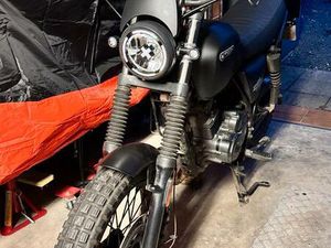 BRIXTON FELSBERG 125 GEPFLEGT BJ. 2021