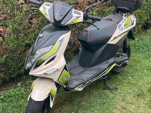 MOTORROLLER CROGEN SPORT GRÜN 45 KM/H