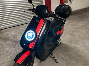 NIU NQI GTS - 80 KM/H - 2X 35WH AKKUS (125 CCM)