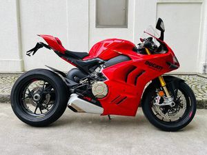 DUCATI PANIGALE V4S