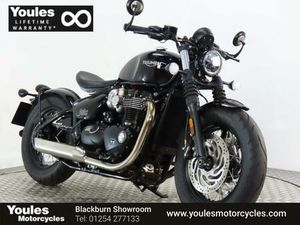 TRIUMPH BONNEVILLE BOBBER 1200 CC