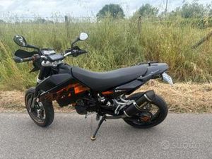 KTM SM SUPERMOTARD 690
